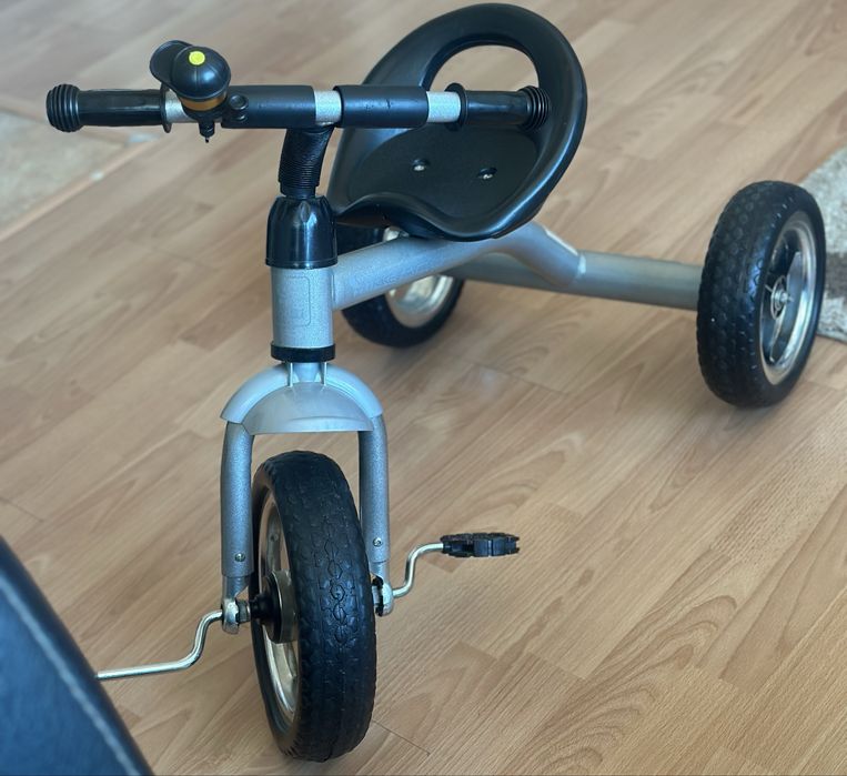 Детско колело на три гуми