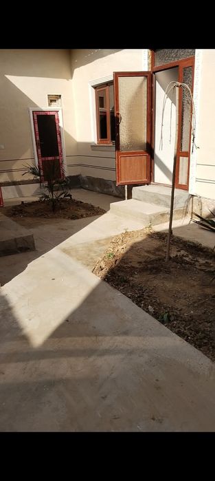 Участка зудлик блан сотилади 5 та хона  1.8 сотих газ свет Сув узлукси