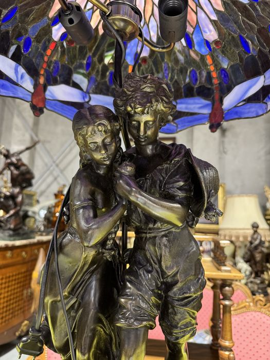 Lampa deosebita din bronz masiv cu abajur stil tiffany