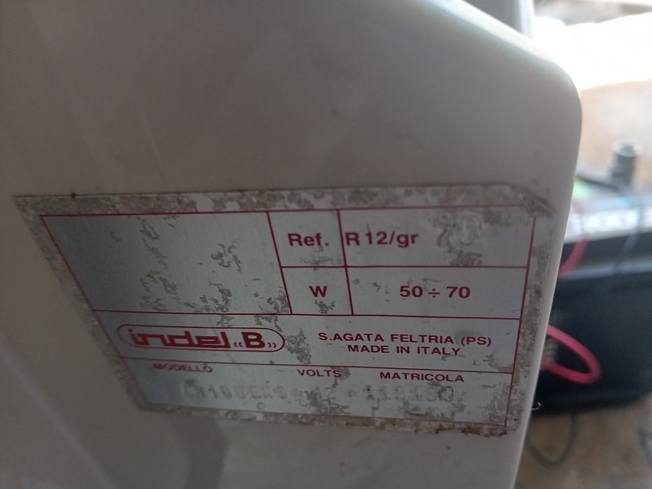 Хладилник на 12v