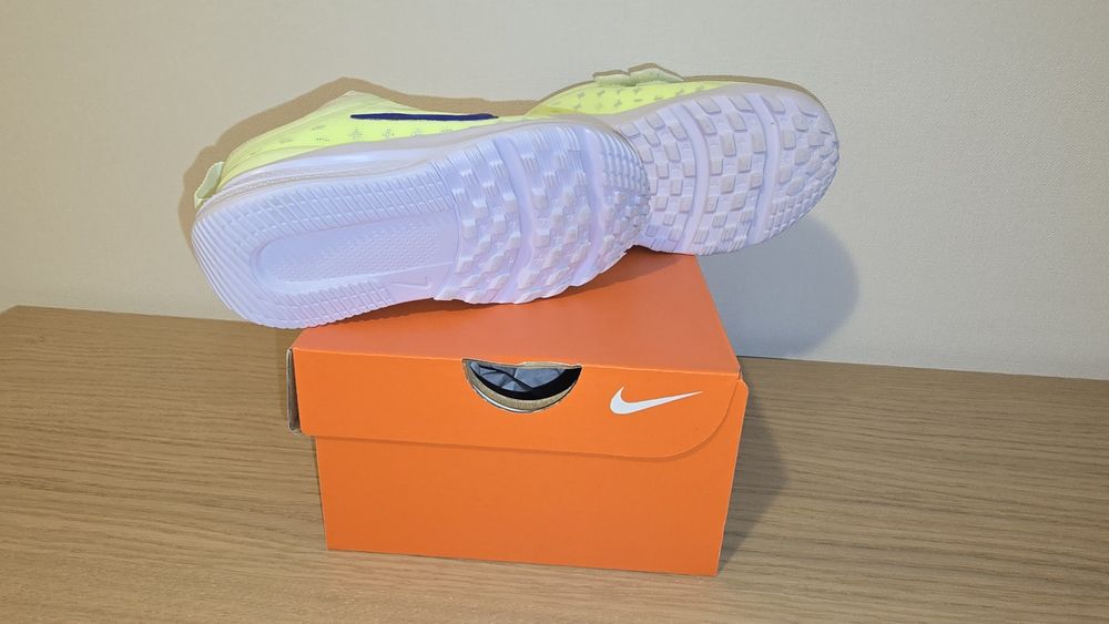 Nike star runner 5 детски маратонки номер 25
