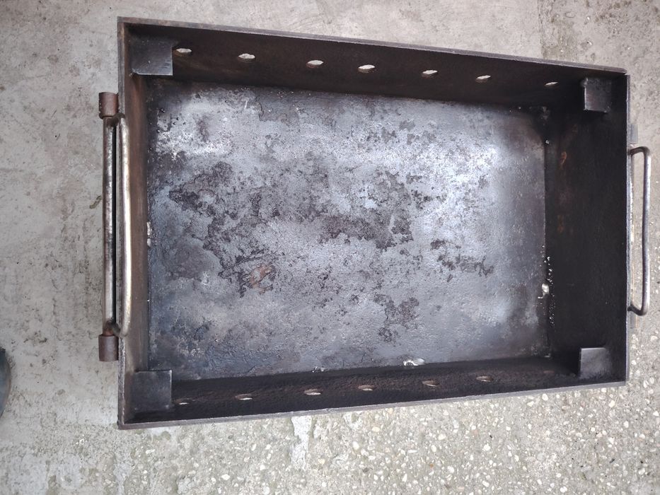 Vând grătar fară picioare