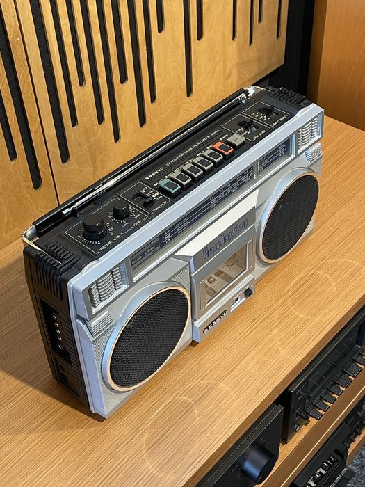 Radio casetofon sanyo M9500LU boombox