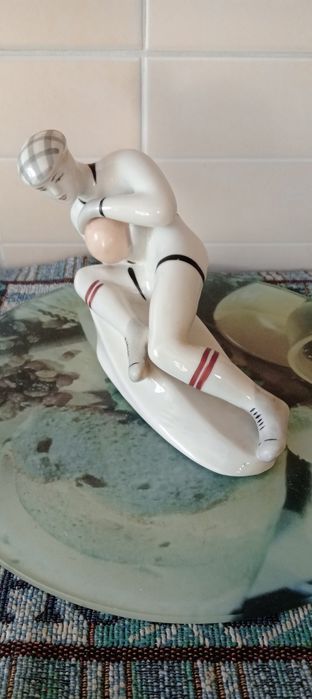 Продам статуэтки