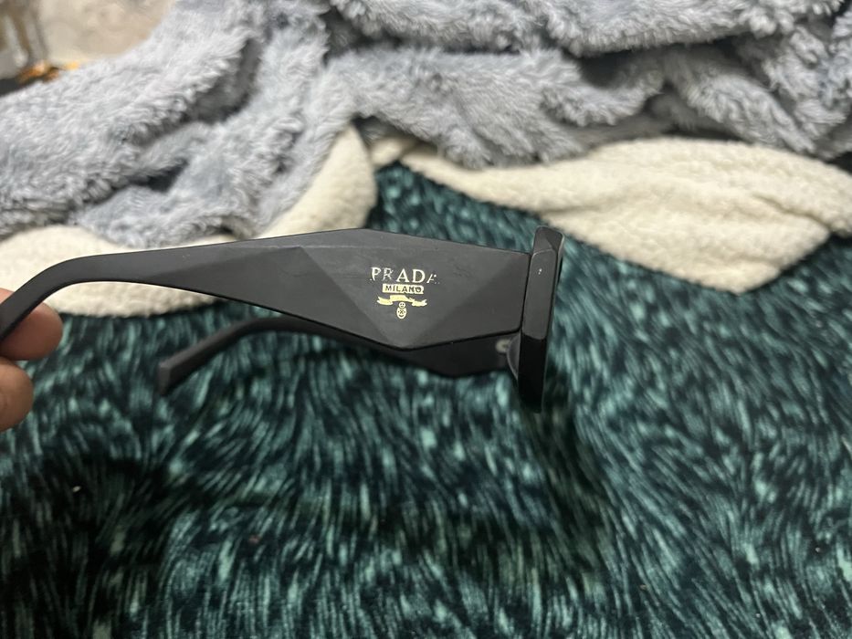 продам очки PRADA