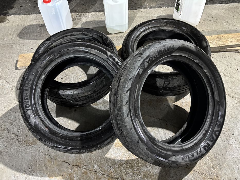 Продам шины на 18-е диски  Yokohama
