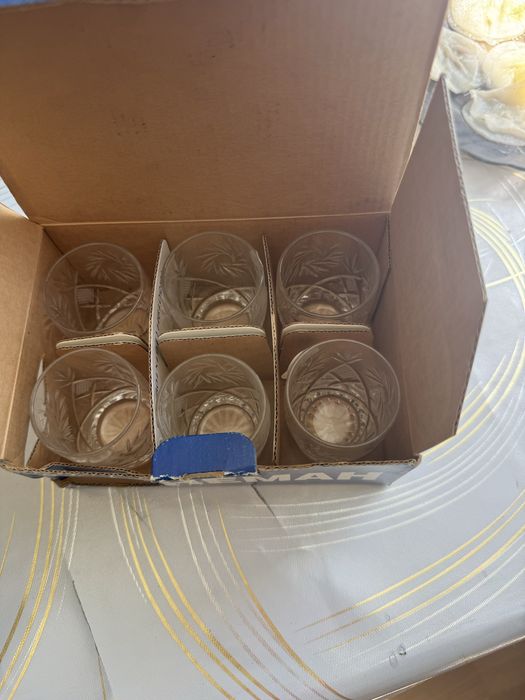 Продам новые хрустальные рюмки