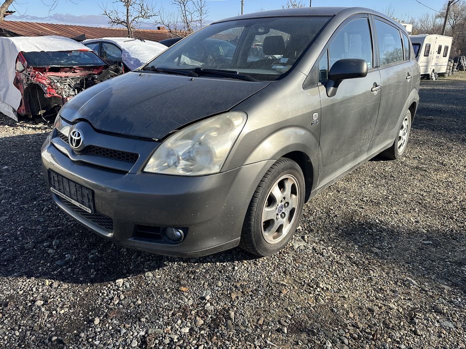 Toyota Corolla Verso Тойота Корола Версо d4d 116 кс На части!