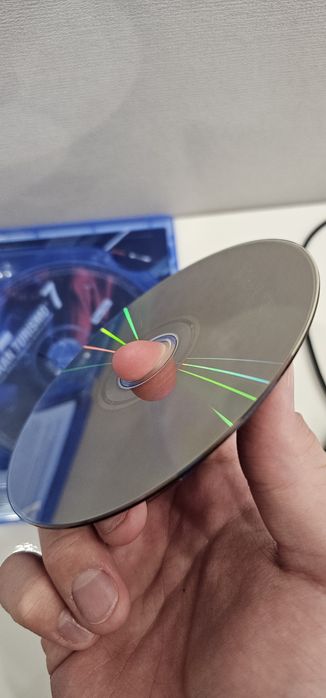 Продам Grand turismo 7