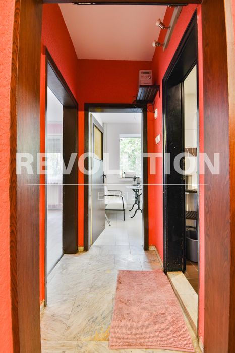 Дава се под наем Тристаен апартамент в София, Гоце Делчев - 90 кв.м за 650 € - Снимка #11