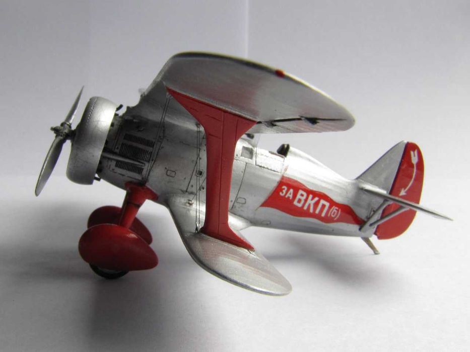 Сборная модель самолета И-15 (ICM, 1:72)