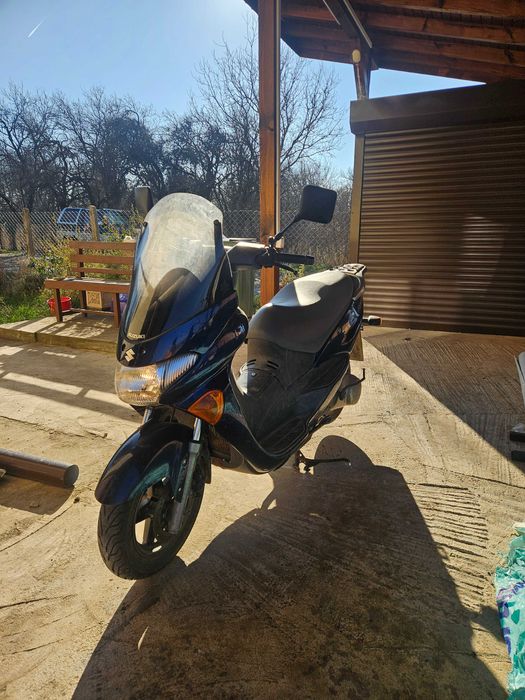 Продавам скутер Suzuki Epicuro в добро състояние