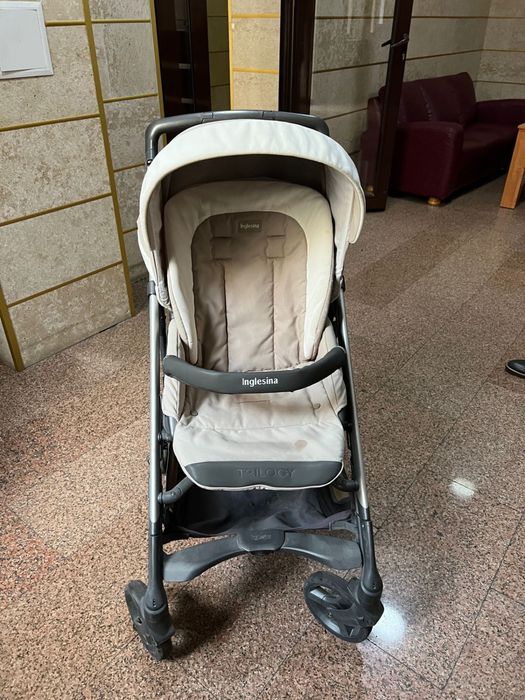 Продам детскую коляску