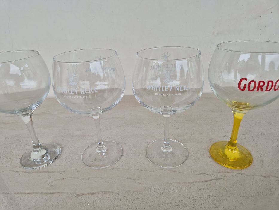 Нови чаши за джин и коктейли- 5 броя.