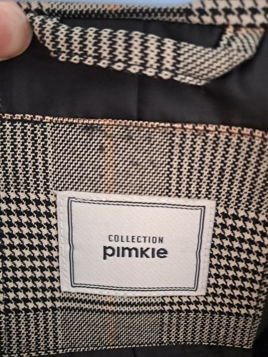 Sacou   în carouri mici, stare excelenta