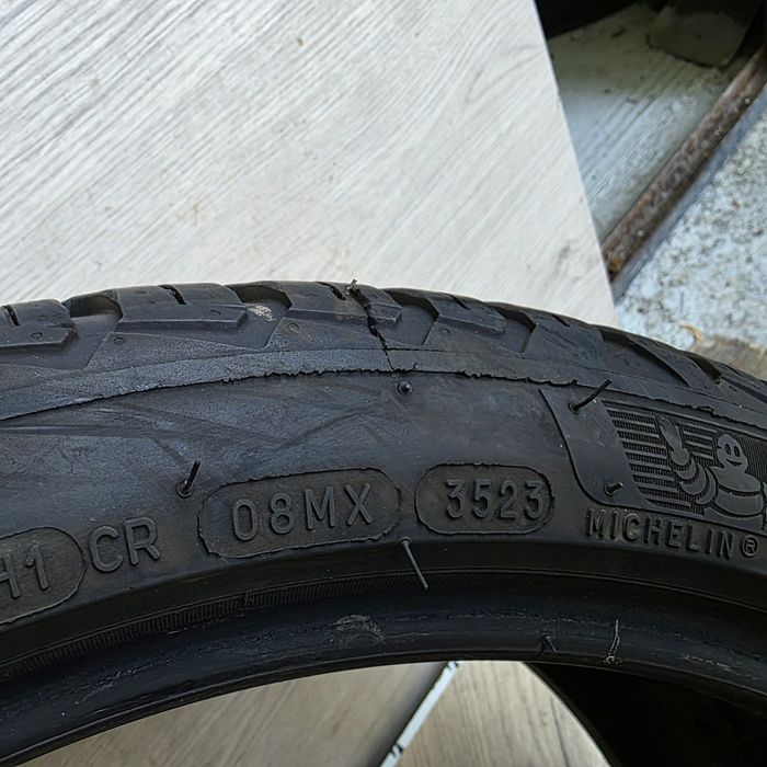 Michelin CrossClimate 2  225 40 18