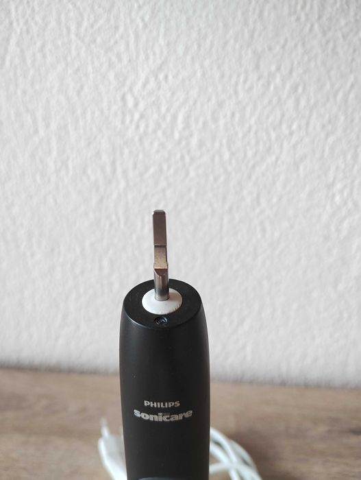 Philips Sonicare HX683 ултразвукова четка за зъби