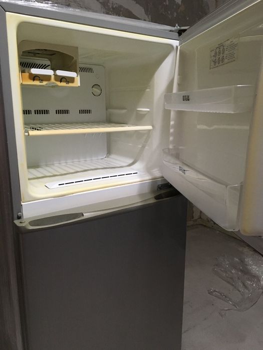 Холодильник SAMSUNG