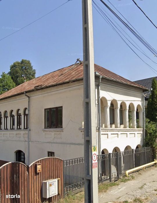 Casă la drumul național Rucar Argeș