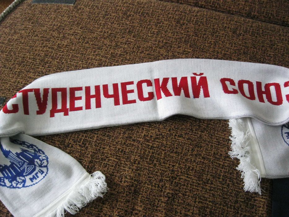 Шапки  ,шарфы. береты