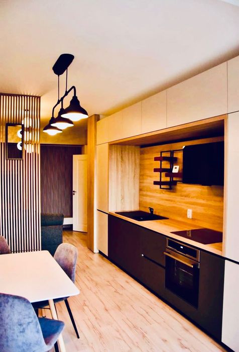 Apartament 3 camere Comir Residence