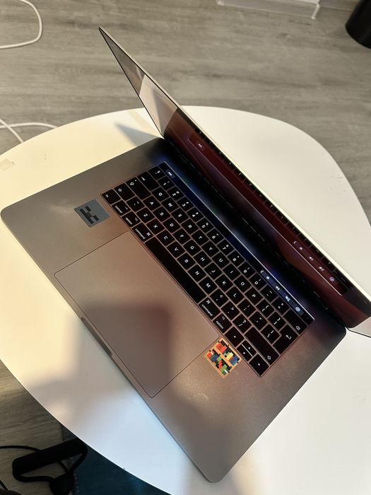 MacBook Pro Grey 125 gb