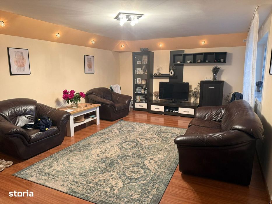 Vânzare apartament 3camere, etaj 5, micro 5 Târgoviște — fotografia 3