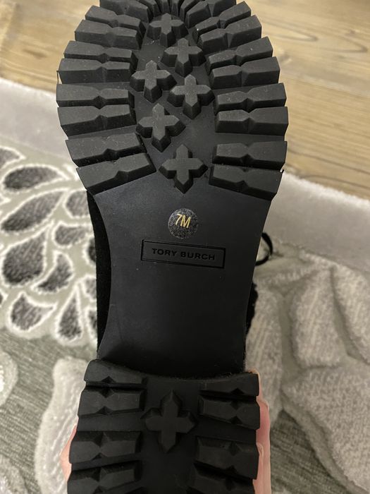 Ghete TORY BURCH din piele și blană naturală mar 39 / 40