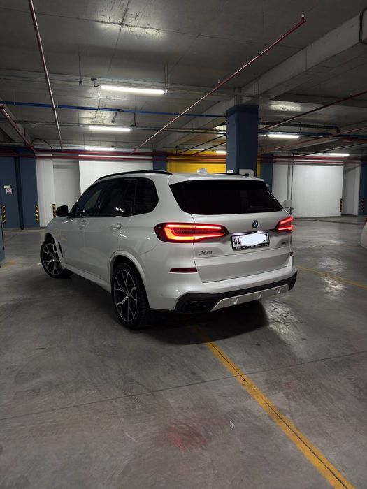 Продам BMW X5 40I