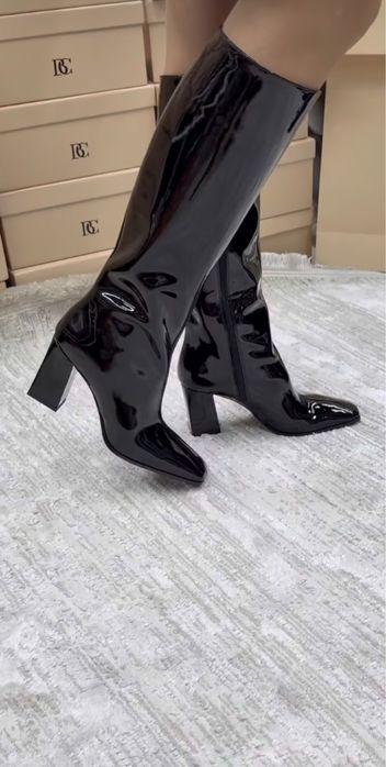 Продам новые демесезонные сапоги, натуральные, лаковые, Синди Эрик, 38