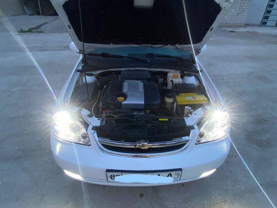 Lasetti avtomat luk abs bor sotiladi