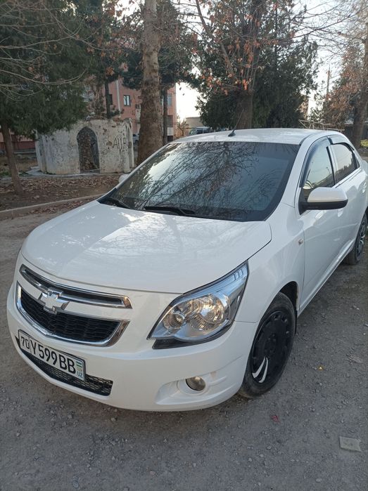 Cobalt sotiladi. Холати яхши.