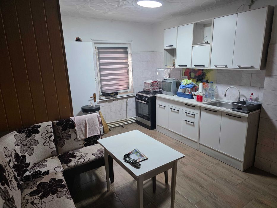 Apartament 2 camere Mioveni parter