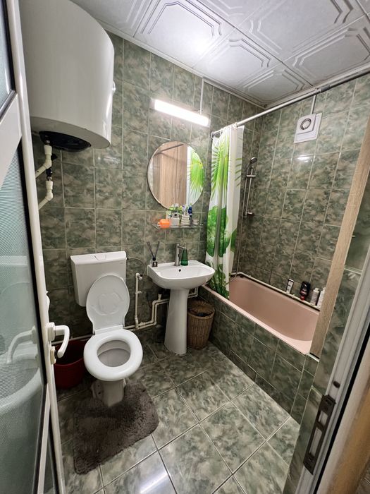 Vand garsoniera spatioasa