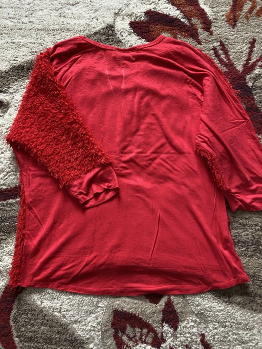 Bluza fetite,ptr varsta 8-10 ani,pufoasa in partea din fata