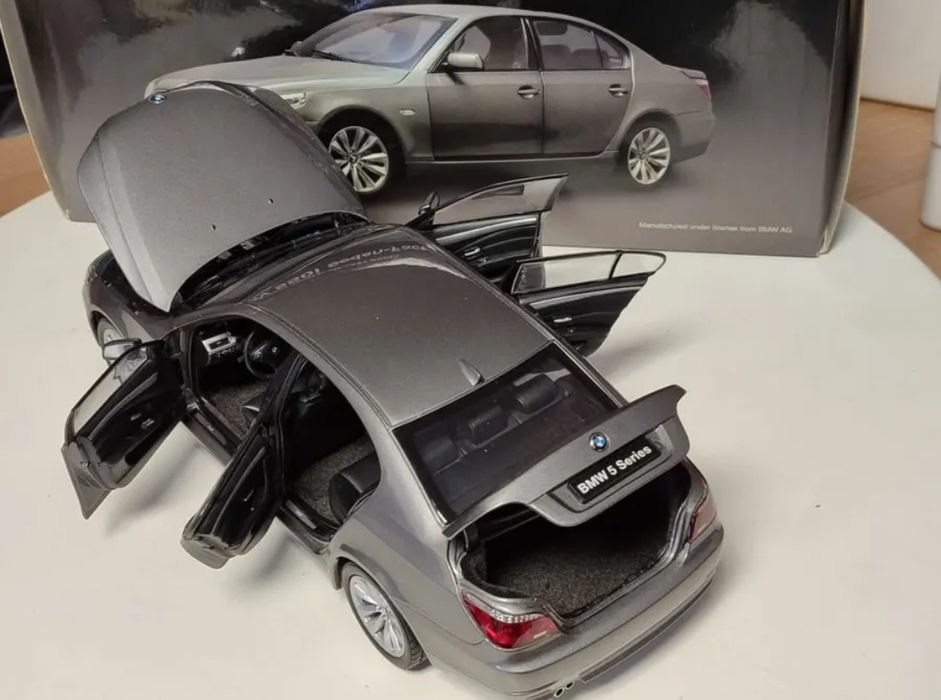 BMW E60 550i от Kyosho