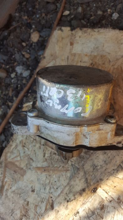 pompa vacuum opel combo motor 1.3cdti