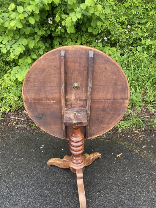 Стара френска трапезна маса със сгъваем плот