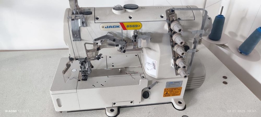 Швейная машина Jack 8569