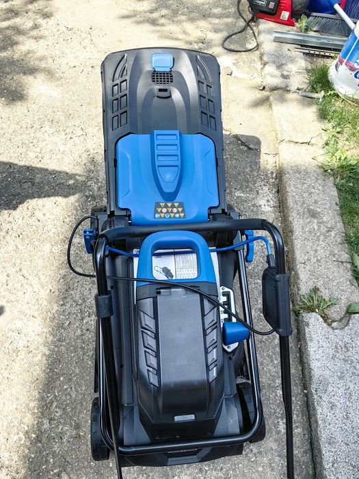 Акумулаторната косачка 380mm Scheppach IXES 20V BC-MP380-X