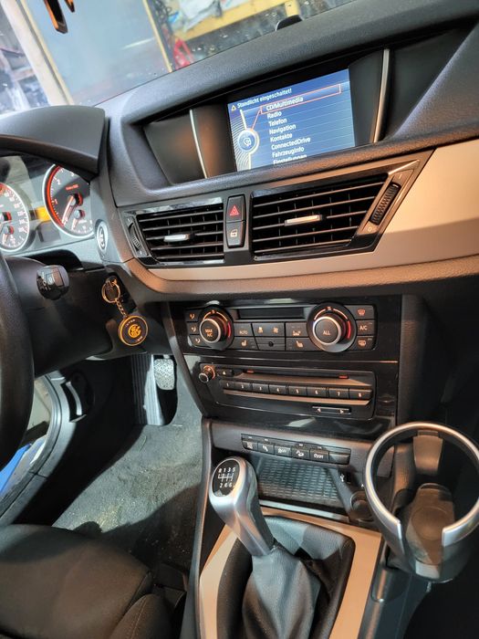 Bmw X1 2013г на части