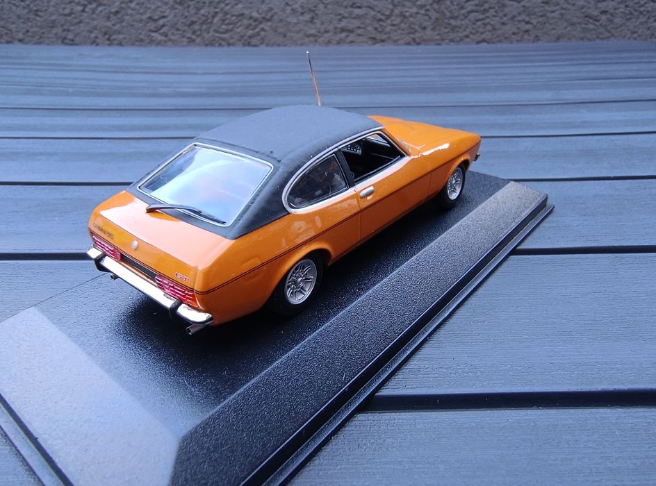 Ford Capri 1:43 Minichamps