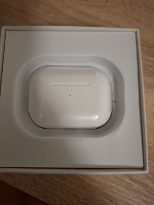 AirPods pro 2 Magnetic Charging Case