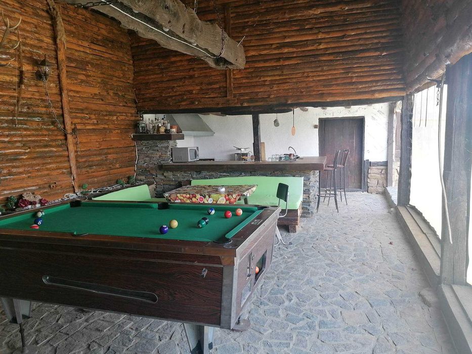 Дава се под наем Къща в с. Черни бряг, Област Търговище - 130 кв.м за 153 € - Снимка #11