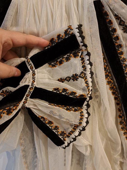 Ie traditionala autentica