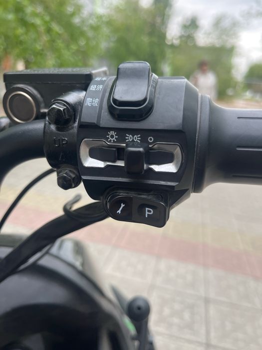 Продаю электро скутер