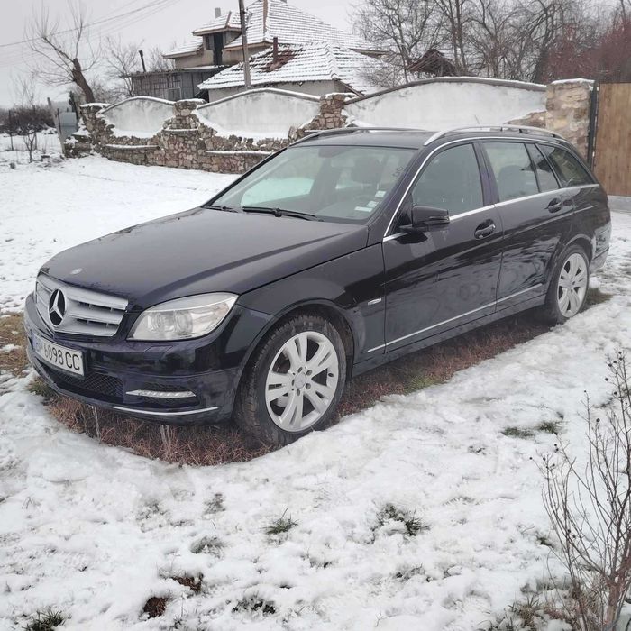 Продавам с всичко платено