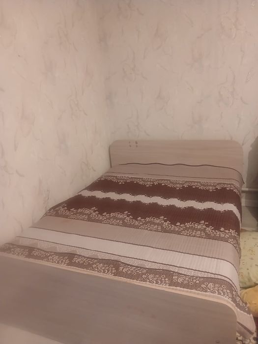 Двухспальная кровать