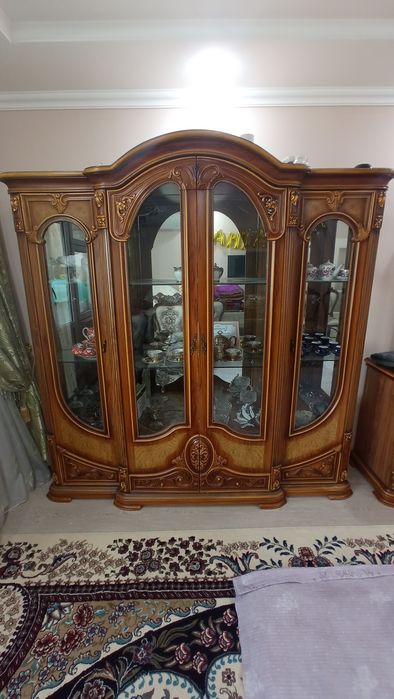 Mebel sotiladi BU. Holati yangidek