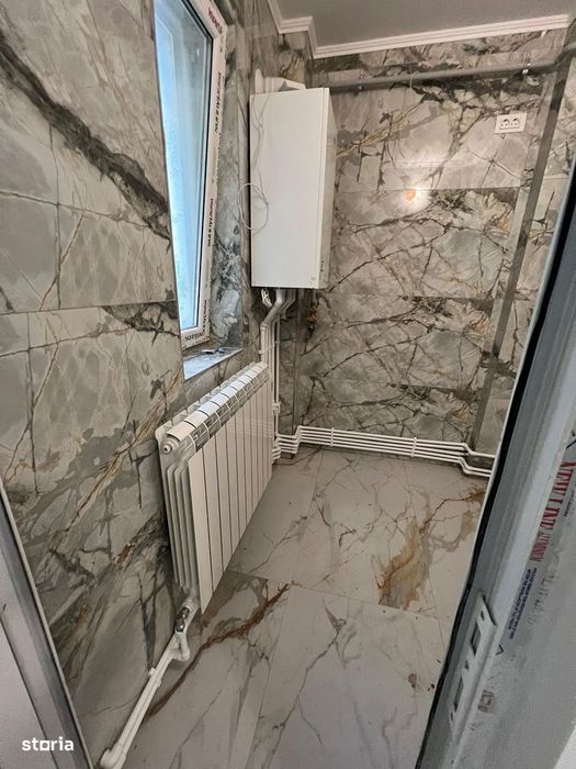 Vand Apartament Cu 2 Camere
